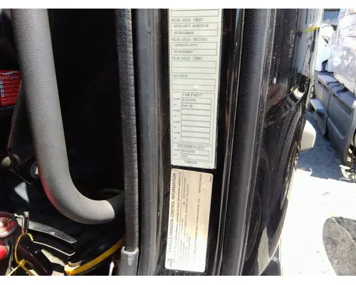 VOLVO VNL WHOLE TRUCK FOR RESALE