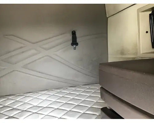 VOLVO VNL WHOLE TRUCK FOR RESALE