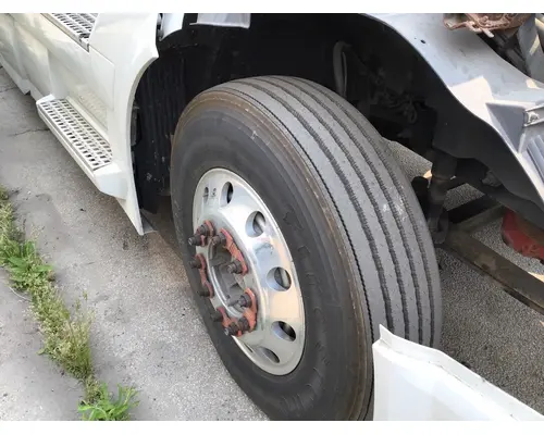 VOLVO VNL WHOLE TRUCK FOR RESALE