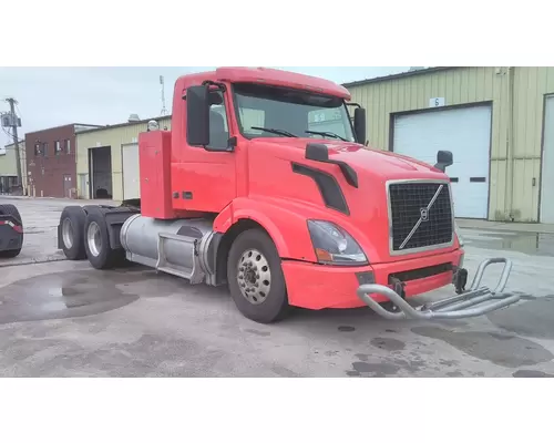 VOLVO VNL WHOLE TRUCK FOR RESALE