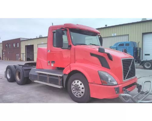 VOLVO VNL WHOLE TRUCK FOR RESALE