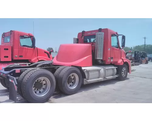 VOLVO VNL WHOLE TRUCK FOR RESALE