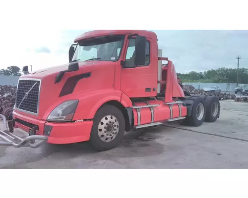 VOLVO VNL WHOLE TRUCK FOR RESALE