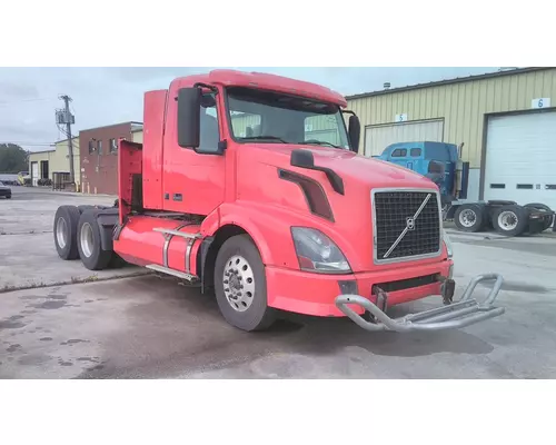 VOLVO VNL WHOLE TRUCK FOR RESALE