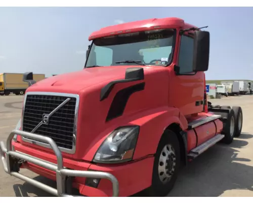 VOLVO VNL WHOLE TRUCK FOR RESALE