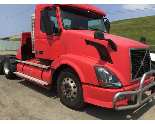 VOLVO VNL WHOLE TRUCK FOR RESALE