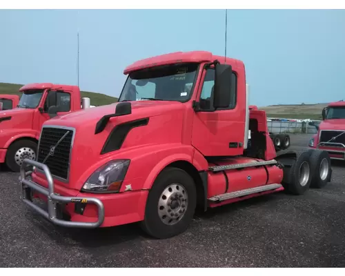 VOLVO VNL WHOLE TRUCK FOR RESALE