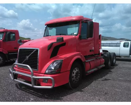 VOLVO VNL WHOLE TRUCK FOR RESALE