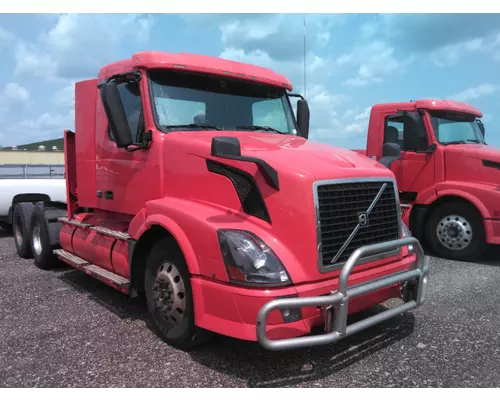 VOLVO VNL WHOLE TRUCK FOR RESALE