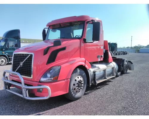 VOLVO VNL WHOLE TRUCK FOR RESALE