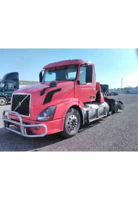 VOLVO VNL WHOLE TRUCK FOR RESALE