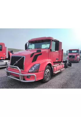 VOLVO VNL WHOLE TRUCK FOR RESALE