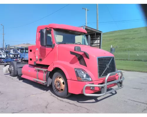 VOLVO VNL WHOLE TRUCK FOR RESALE