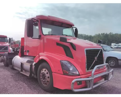 VOLVO VNL WHOLE TRUCK FOR RESALE