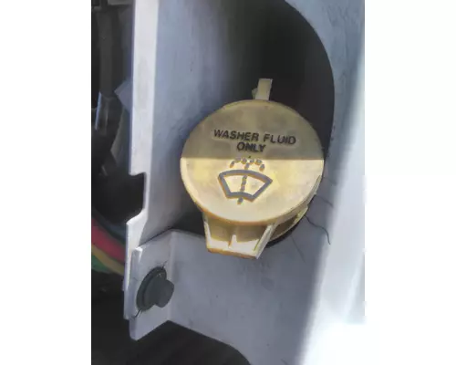 VOLVO VNL WINDSHIELD WASHER RESERVOIR