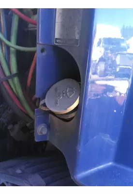 VOLVO VNL WINDSHIELD WASHER RESERVOIR