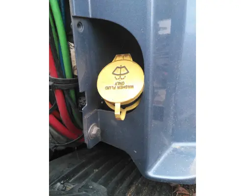 VOLVO VNL WINDSHIELD WASHER RESERVOIR