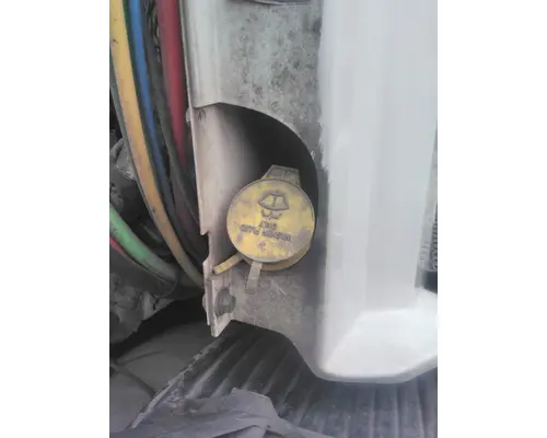 VOLVO VNL WINDSHIELD WASHER RESERVOIR