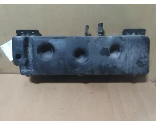 VOLVO VNL WINDSHIELD WASHER RESERVOIR