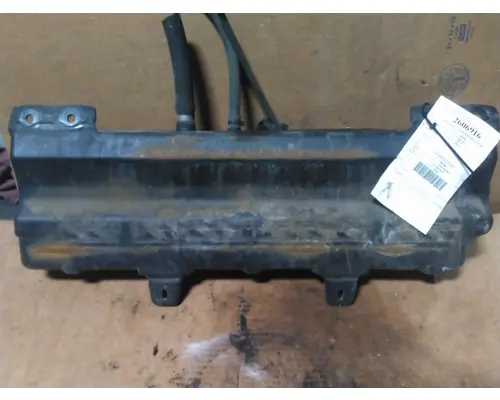 VOLVO VNL WINDSHIELD WASHER RESERVOIR