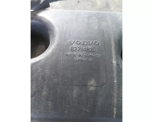 VOLVO VNL WINDSHIELD WASHER RESERVOIR