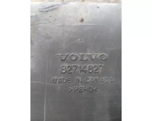 VOLVO VNL WINDSHIELD WASHER RESERVOIR