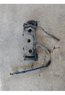 VOLVO VNL WINDSHIELD WASHER RESERVOIR