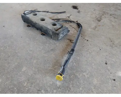 VOLVO VNL WINDSHIELD WASHER RESERVOIR