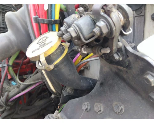 VOLVO VNL WINDSHIELD WASHER RESERVOIR