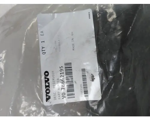 VOLVO VNL WINDSHIELD WASHER RESERVOIR