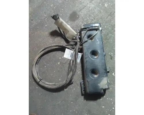 VOLVO VNL WINDSHIELD WASHER RESERVOIR
