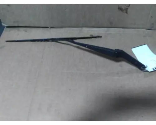 VOLVO VNL WINDSHIELD WIPER ARM