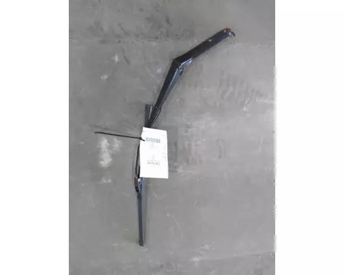 VOLVO VNL WINDSHIELD WIPER ARM