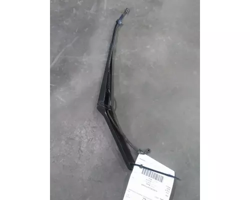 VOLVO VNL WINDSHIELD WIPER ARM