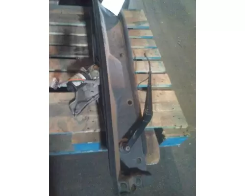 VOLVO VNL WINDSHIELD WIPER ASSEMBLY