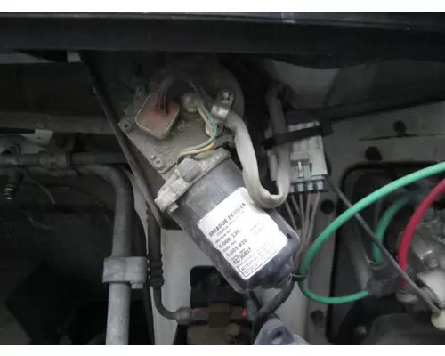 VOLVO VNL WINDSHIELD WIPER MOTOR