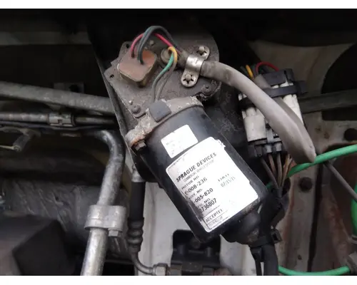VOLVO VNL WINDSHIELD WIPER MOTOR