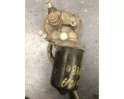 VOLVO VNL WINDSHIELD WIPER MOTOR