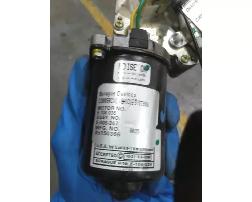 VOLVO VNL WINDSHIELD WIPER MOTOR