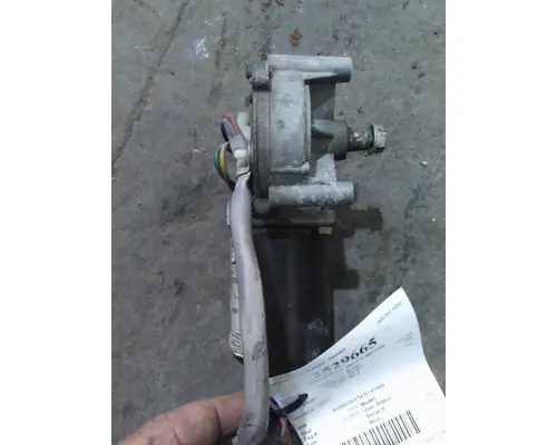 VOLVO VNL WINDSHIELD WIPER MOTOR