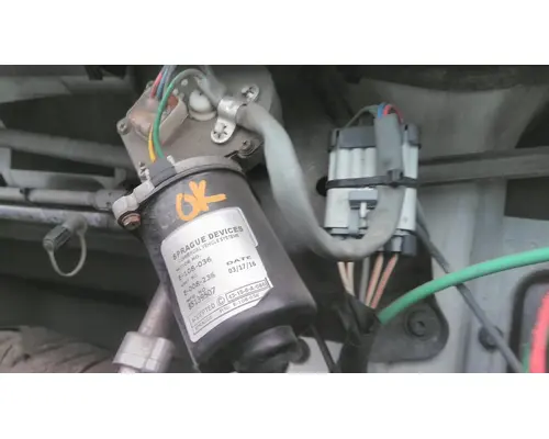 VOLVO VNL WINDSHIELD WIPER MOTOR
