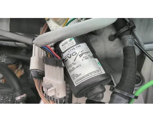 VOLVO VNL WINDSHIELD WIPER MOTOR