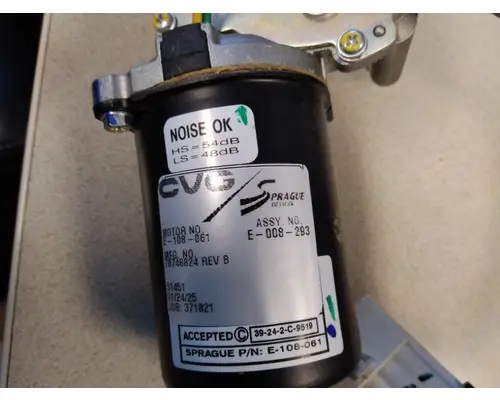 VOLVO VNL WINDSHIELD WIPER MOTOR