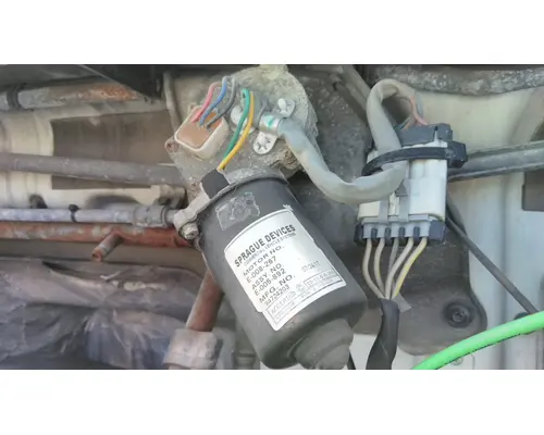 VOLVO VNL WINDSHIELD WIPER MOTOR