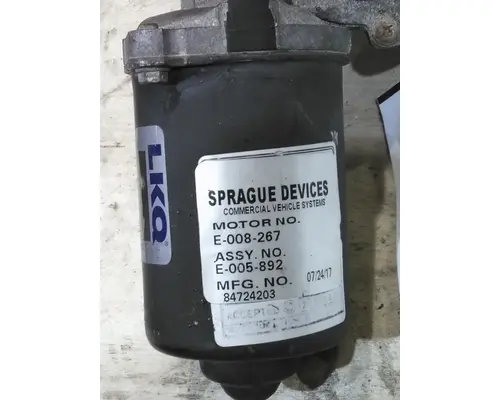 VOLVO VNL WINDSHIELD WIPER MOTOR