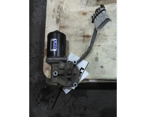VOLVO VNL WINDSHIELD WIPER MOTOR