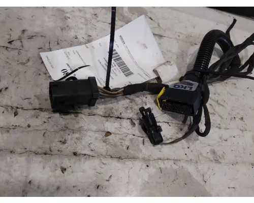 VOLVO VNL WIRING HARNESS - HEADLAMP
