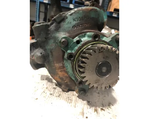 VOLVO VNL Water Pump