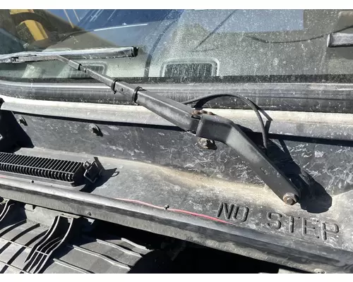 VOLVO VNL Windshield Wiper Arm