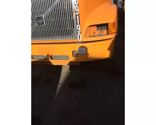 VOLVO VNM 1998-2003 BUMPER ASSEMBLY, FRONT